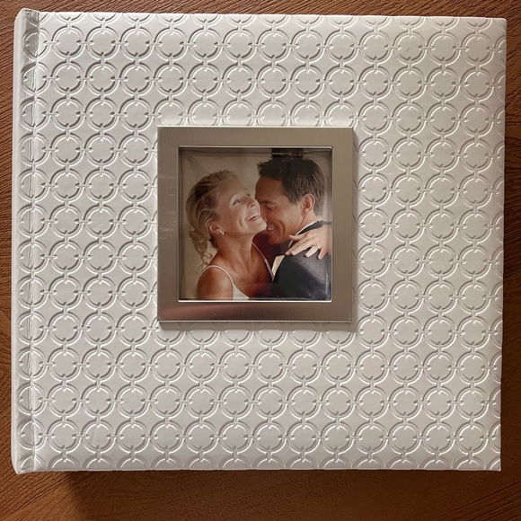 Wedding photo album - Picture 1 of 4